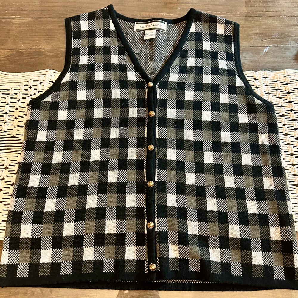 VINTAGE Black and White Button Down Knit Vest